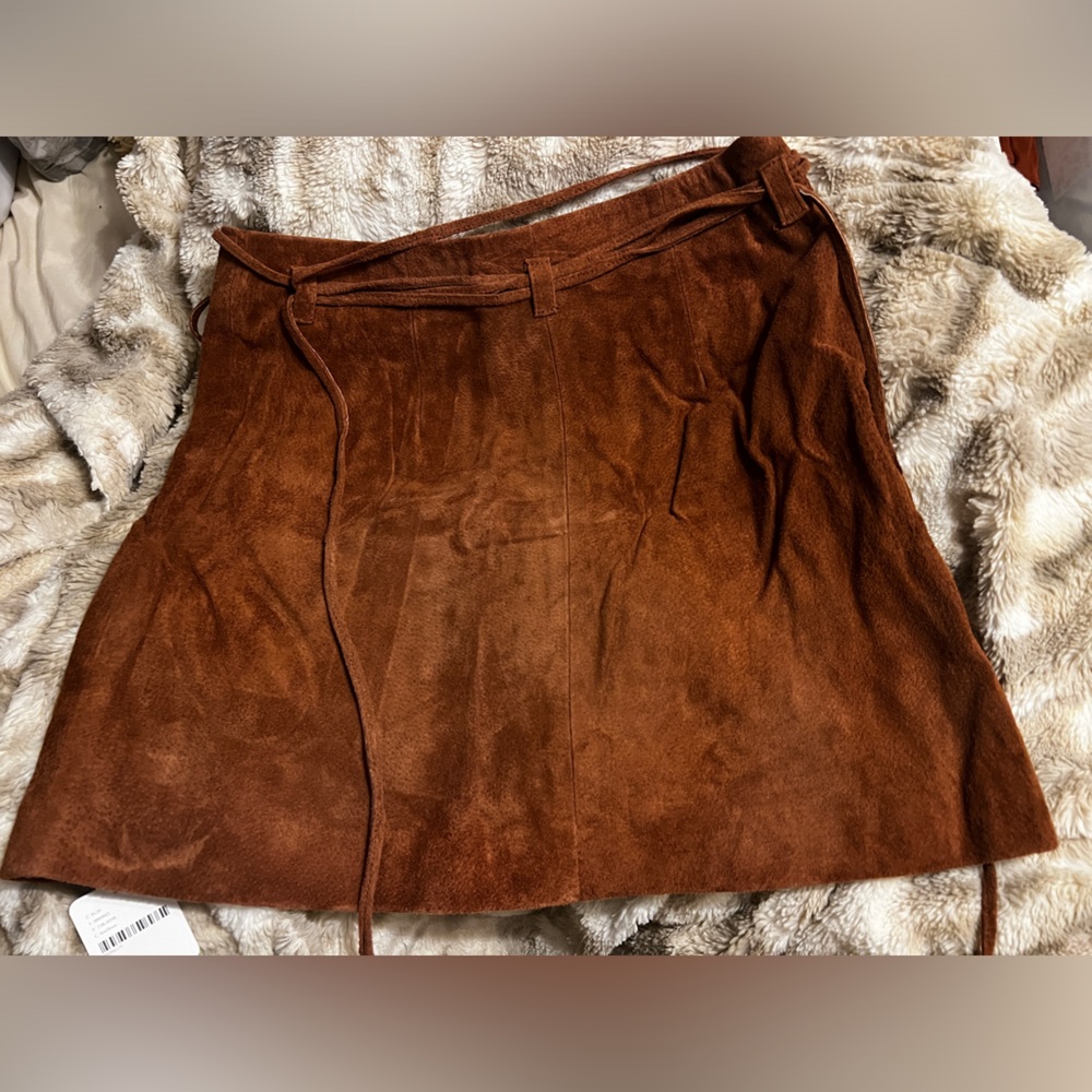Free People: Mud Pie Suede Mini Skirt: Mud Pie: 29